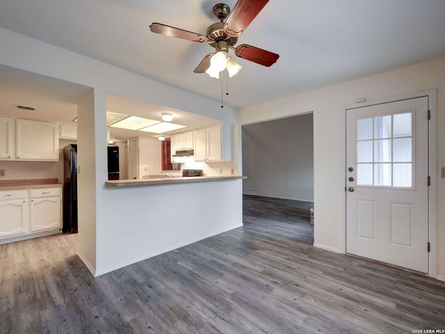 6903 Stockport Drive, San Antonio, TX 78239