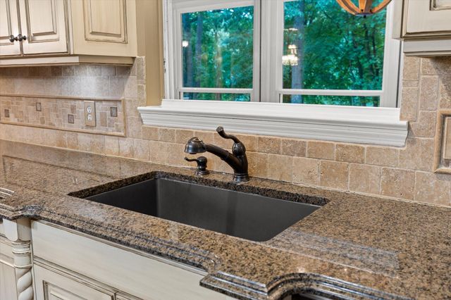 960 Shell Cracker Lane, Cohutta, GA 30710
