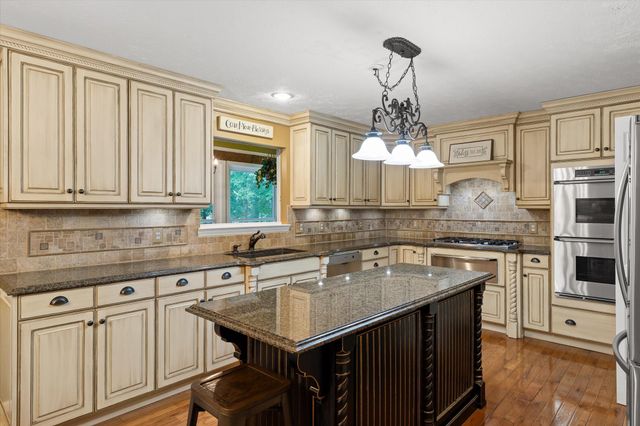 960 Shell Cracker Lane, Cohutta, GA 30710