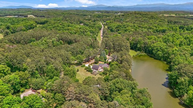 960 Shell Cracker Lane, Cohutta, GA 30710