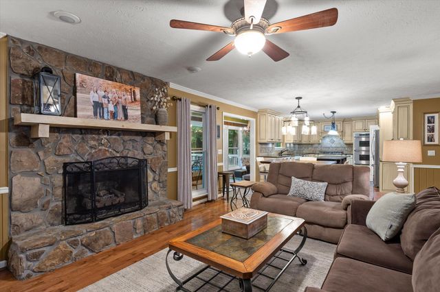 960 Shell Cracker Lane, Cohutta, GA 30710