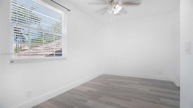 1492 Veracruz Lane 4-4, Weston, FL 33327