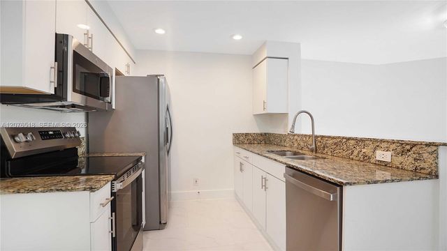 1492 Veracruz Lane 4-4, Weston, FL 33327