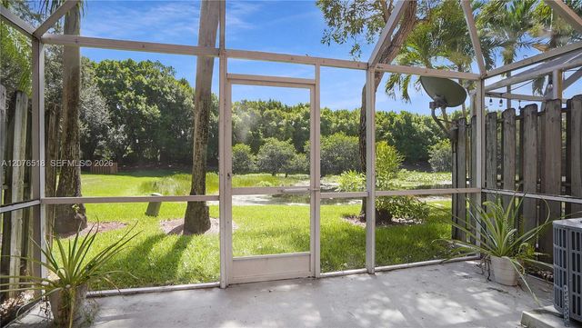1492 Veracruz Lane 4-4, Weston, FL 33327