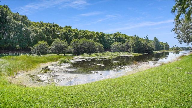 1492 Veracruz Lane 4-4, Weston, FL 33327
