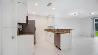 1492 Veracruz Lane 4-4, Weston, FL 33327