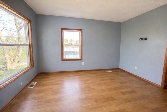 204 N Howard St, Tekoa, WA 99033