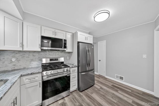 12843 Lenore, Redford, MI 48239