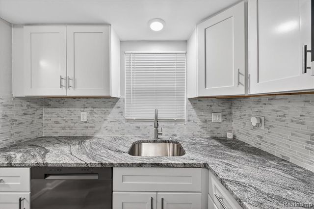 12843 Lenore, Redford, MI 48239