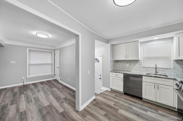 12843 Lenore, Redford, MI 48239