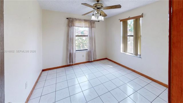 10900 SW 177th Ter, Miami, FL 33157