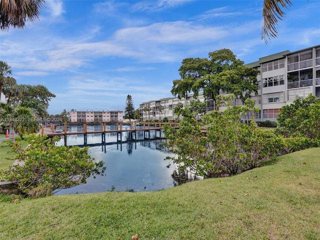 2771 Taft St 409, Hollywood, FL 33020