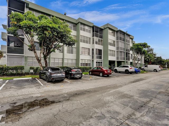 2771 Taft St 409, Hollywood, FL 33020