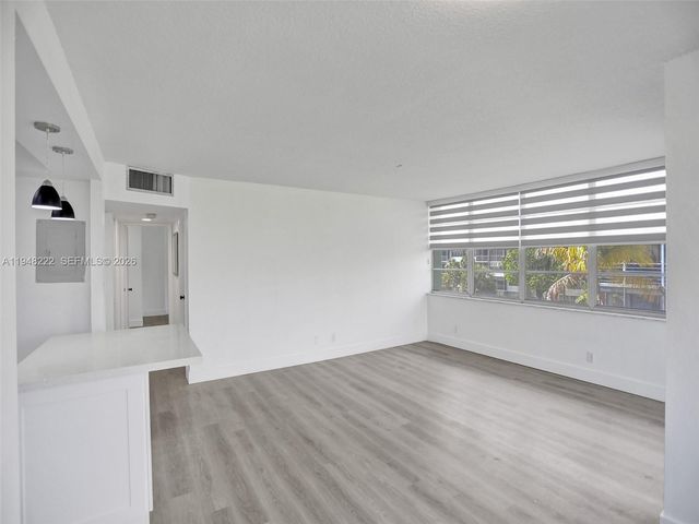 2771 Taft St 409, Hollywood, FL 33020