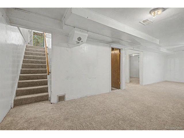 10693 Loren Ln, Denver, CO 80233