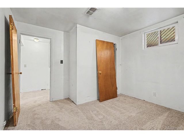 10693 Loren Ln, Denver, CO 80233