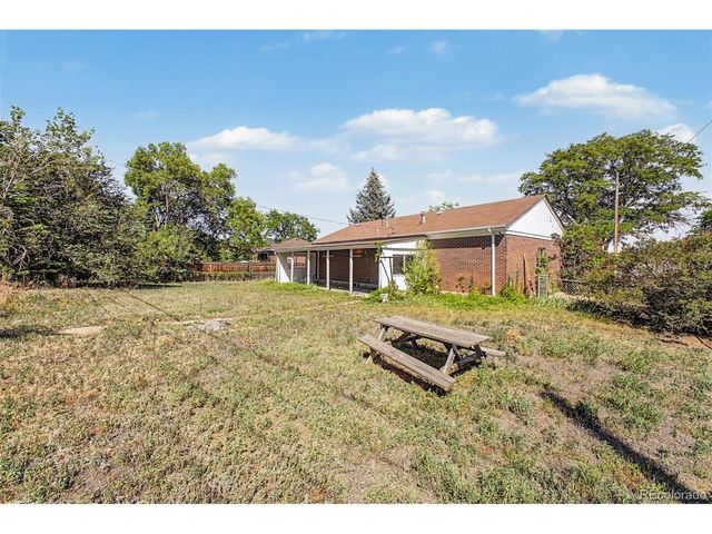 10693 Loren Ln, Denver, CO 80233