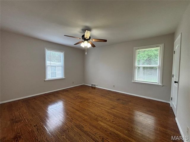 3649 E Edgar Avenue, Bel Ridge, MO 63121