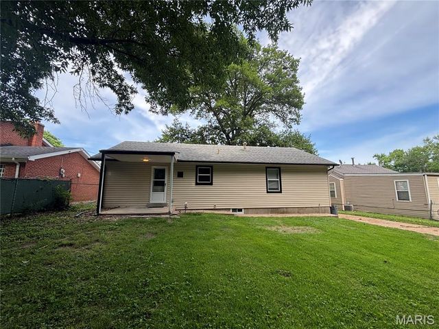3649 E Edgar Avenue, Bel Ridge, MO 63121