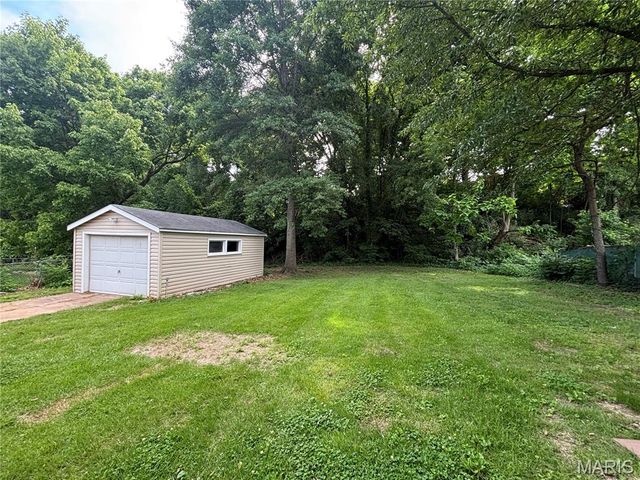 3649 E Edgar Avenue, Bel Ridge, MO 63121