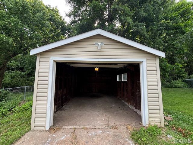3649 E Edgar Avenue, Bel Ridge, MO 63121