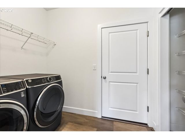 1023 SPIRIT LAKE Hwy, Castle Rock, WA 98611