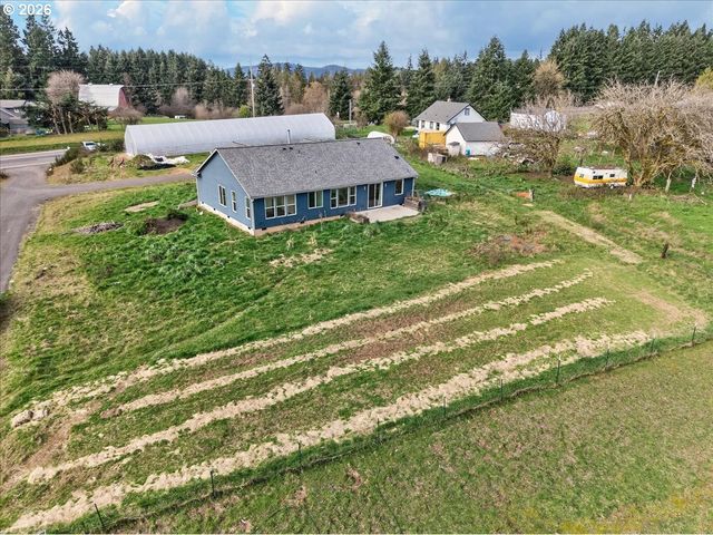 1023 SPIRIT LAKE Hwy, Castle Rock, WA 98611