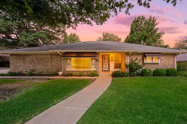 4321 Waycross Drive, Arlington, TX 76016
