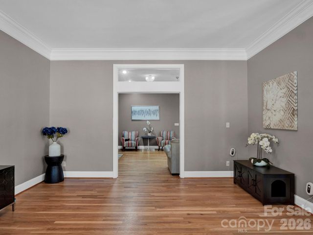 209 37th Avenue Place NW, Hickory, NC 28601