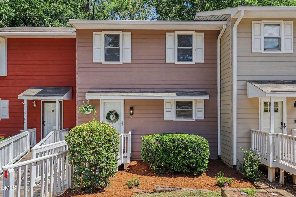 5464 Pine Top Circle, Raleigh, NC 27612
