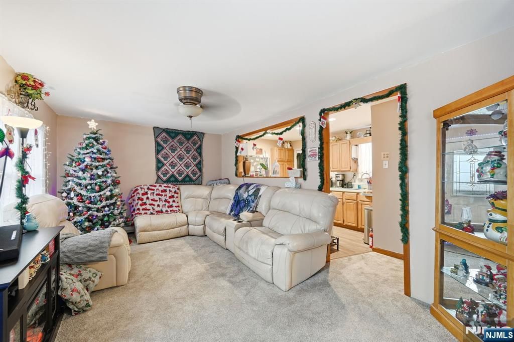 12 Quill Street, West Milford, NJ 07480