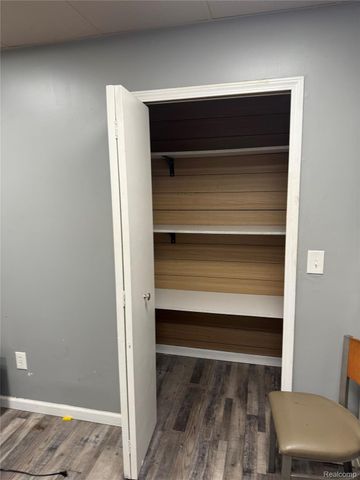 18430 Morang Drive, Detroit, MI 48205