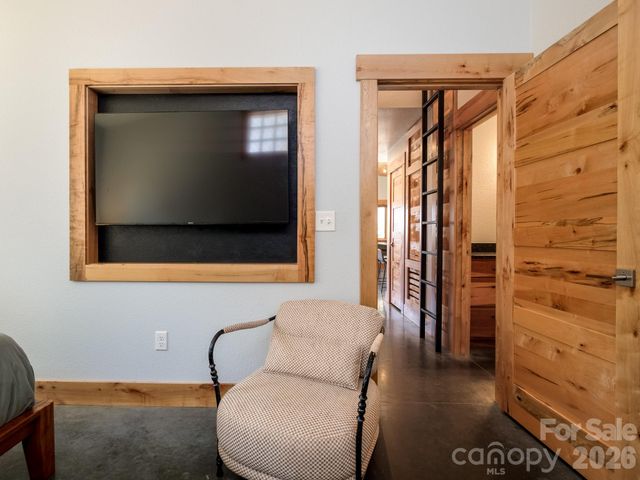 858 Mills Gap Road, Fletcher, NC 28732