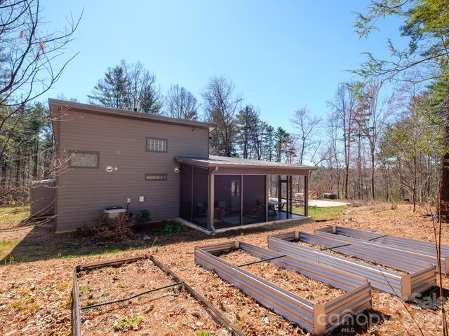 858 Mills Gap Road, Fletcher, NC 28732