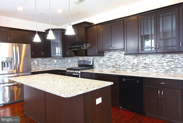 323 W BOULDER DR, Chalfont, PA 18914