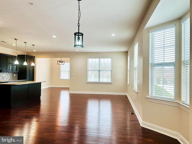 323 W BOULDER DR, Chalfont, PA 18914