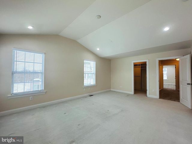 323 W BOULDER DR, Chalfont, PA 18914