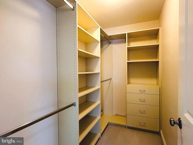 323 W BOULDER DR, Chalfont, PA 18914