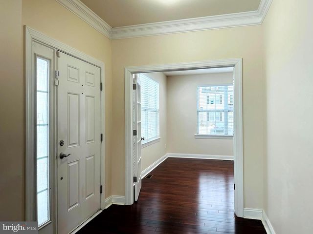 323 W BOULDER DR, Chalfont, PA 18914