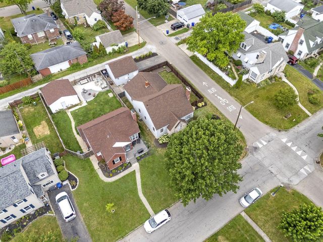 121 S Sylvan Avenue, Columbus, OH 43204