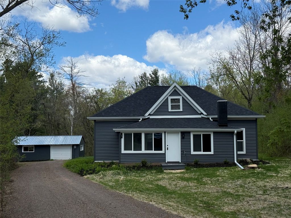 Image 2 of property listing at N3328 New Knapp Road, Shell Lake, WI 54871