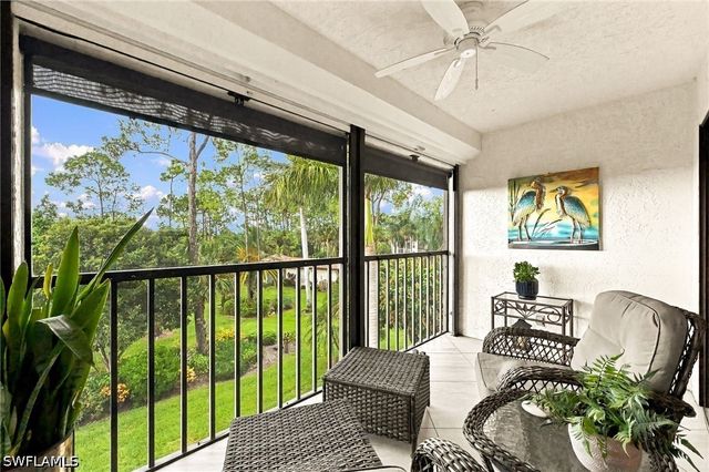 269 Deerwood CIR 14, Naples, FL 34113