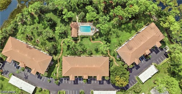 269 Deerwood CIR 14, Naples, FL 34113