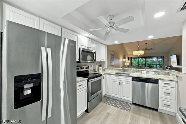 269 Deerwood CIR 14, Naples, FL 34113