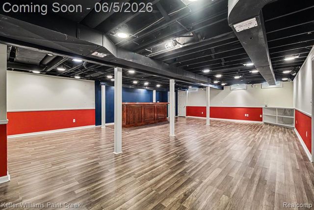 4447 Bentley Drive, Troy, MI 48098