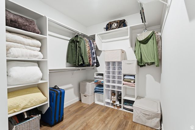 236 E BRIARWOOD LN, Stansbury Park, UT 84074