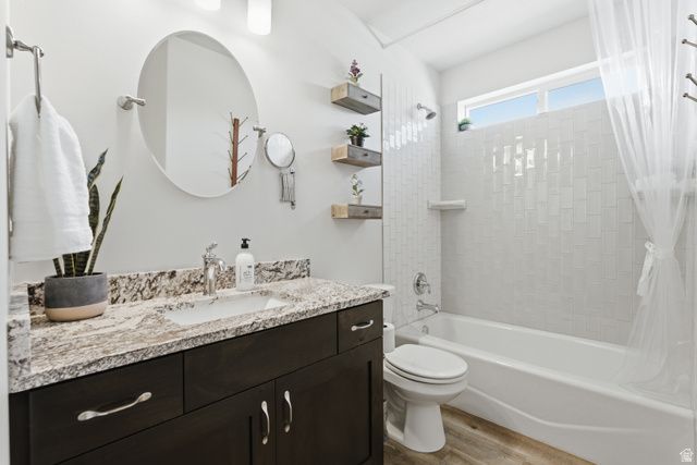 236 E BRIARWOOD LN, Stansbury Park, UT 84074