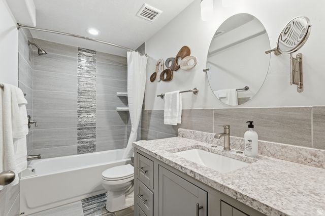 236 E BRIARWOOD LN, Stansbury Park, UT 84074