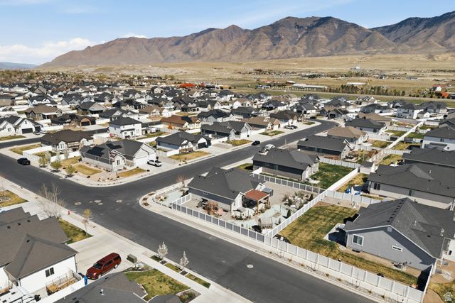 236 E BRIARWOOD LN, Stansbury Park, UT 84074