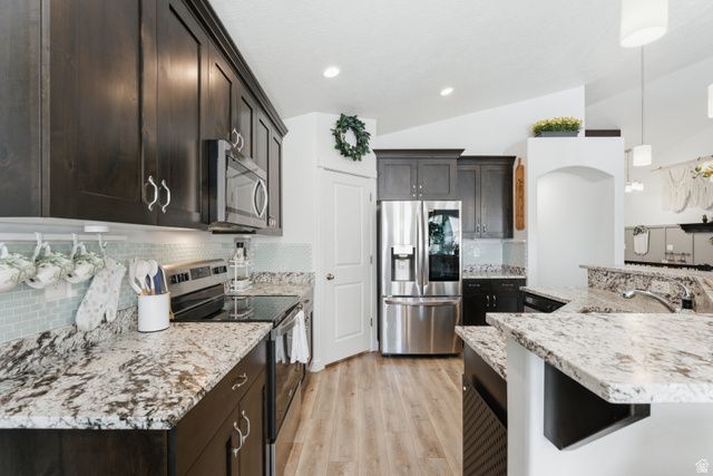 236 E BRIARWOOD LN, Stansbury Park, UT 84074
